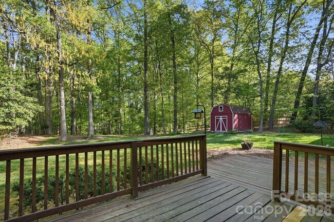 Building Photo - 301 Sardis Rd N