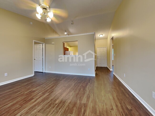 Building Photo - 542 Kennard Ln