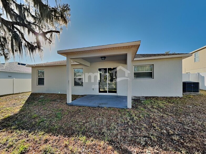 Building Photo - 10920 Pond Pine Dr