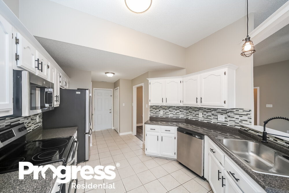 Building Photo - 13083 Braybourne Cross