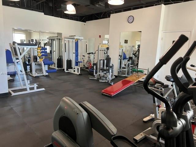 Building Photo - 2751 S Ocean Dr