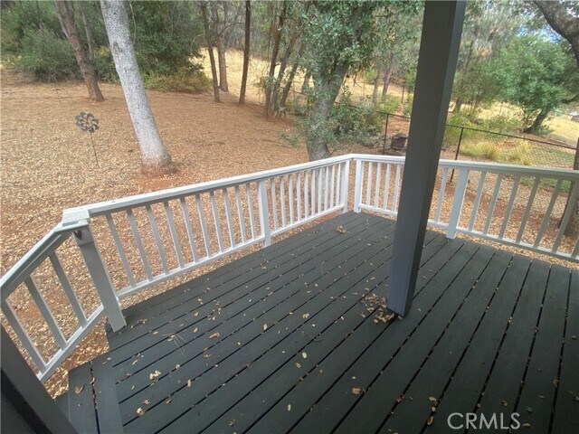 Building Photo - 18700 Oak Grove Rd