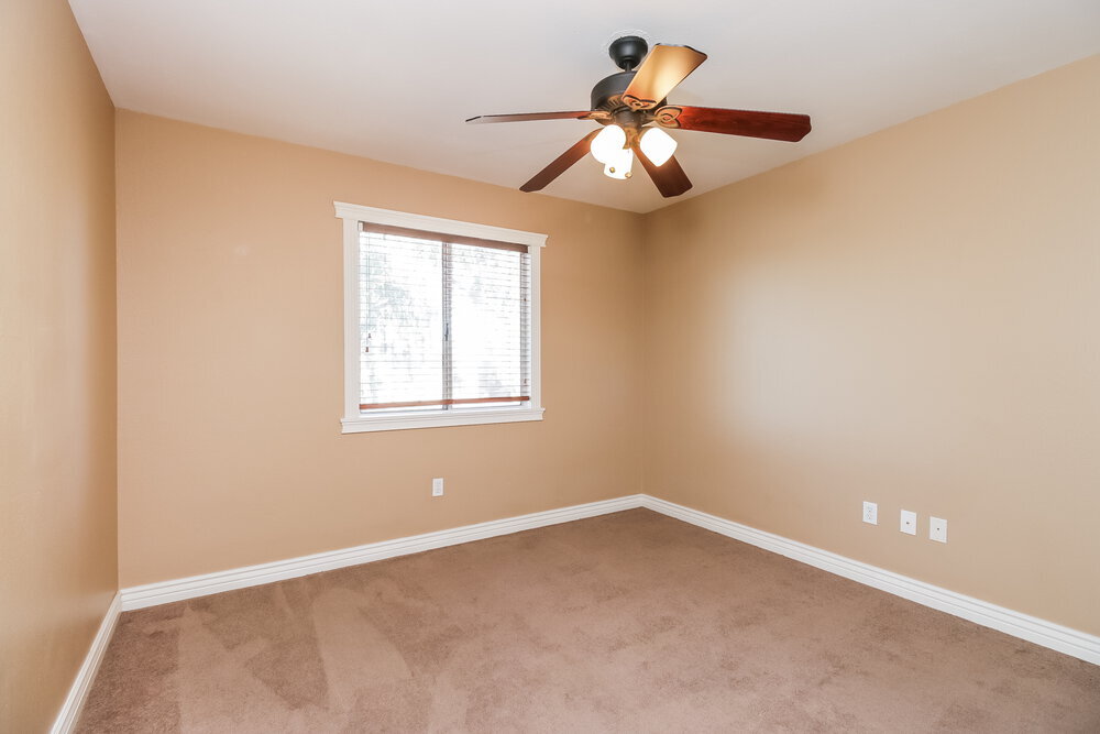 Building Photo - 1915 S 39th St