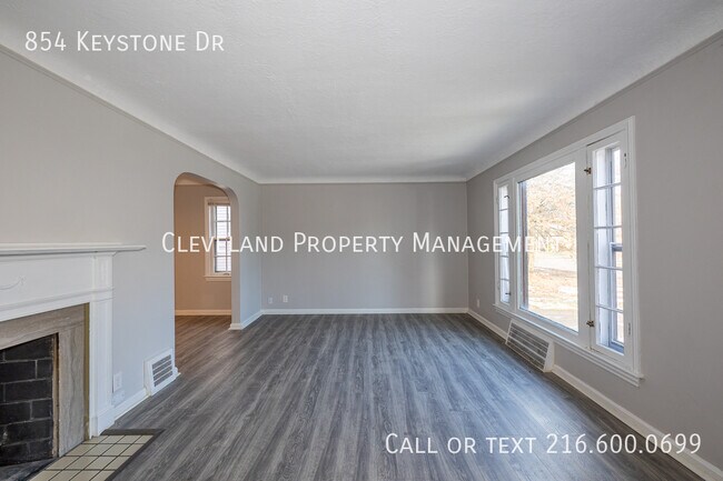 Building Photo - 854 Keystone Dr