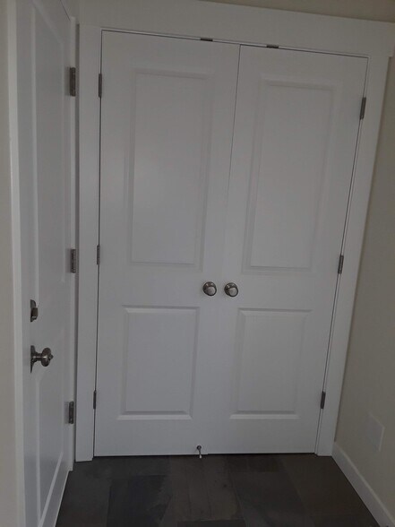 Entry way closet - 8814 N Edison St