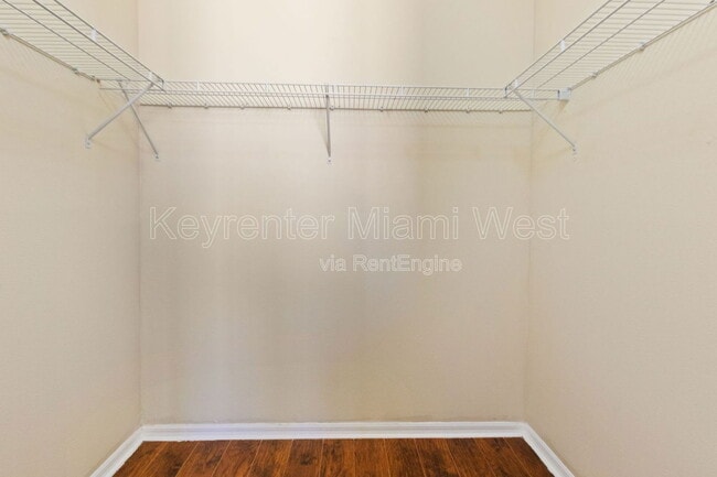 Building Photo - 4215 Ne-22 Dr