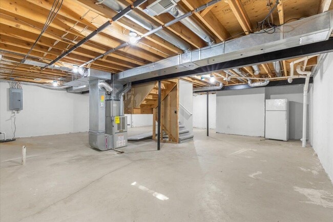 Building Photo - 41784 Glade Rd