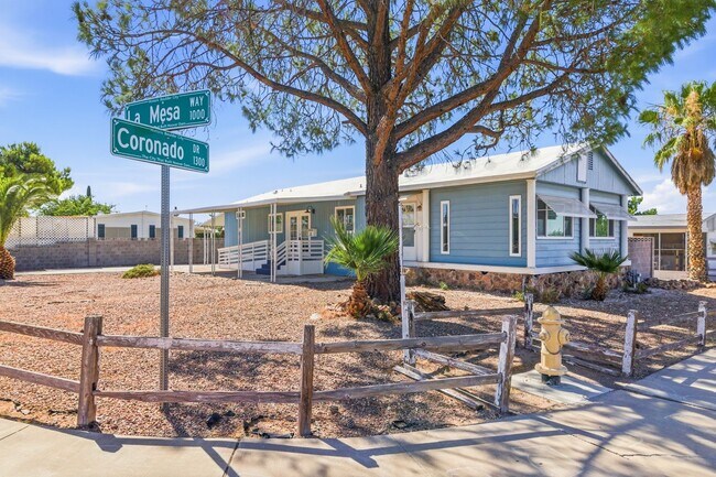 Building Photo - Spacious 2 Bed, 2 Bath Retreat in Charming Boulder City!