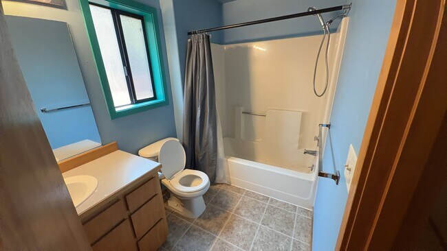 Building Photo - 2741 NE Laramie Way