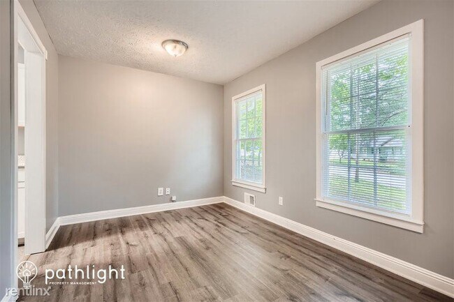 Building Photo - 3 br, 2 bath House - 847 Raintree Way SE UNIT