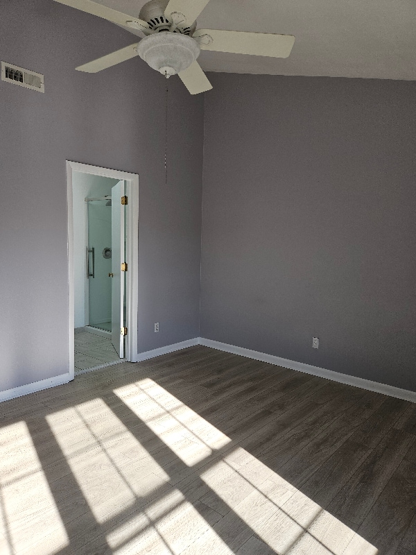 Building Photo - 3040 Winterberry Dr