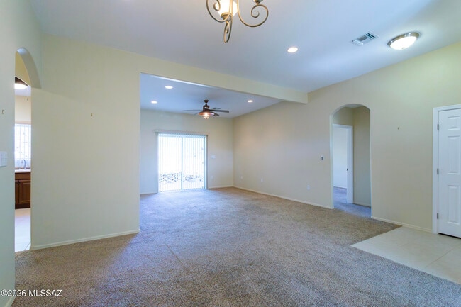 Building Photo - 290 Via Mantaraya