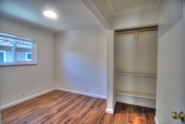 Building Photo - 2240 Angela Ct