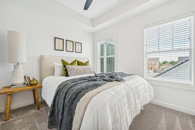 Building Photo - 6300 W Memorial Rd