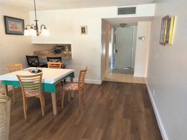 Building Photo - 3801 Environ Blvd