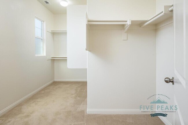 Building Photo - 1515 Franceschi Dr