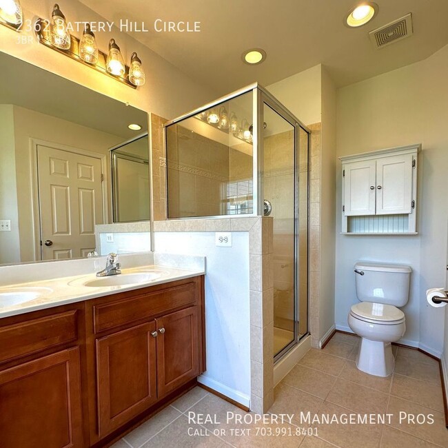 Building Photo - 2362 Battery Hill Cir