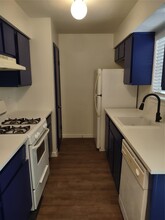 Building Photo - 5405 Brompton Cir