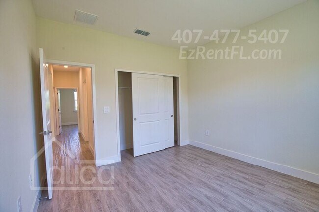 Building Photo - 2554 Ananas Rd