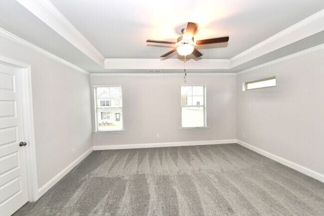 Building Photo - 229 Hellen Vly Dr