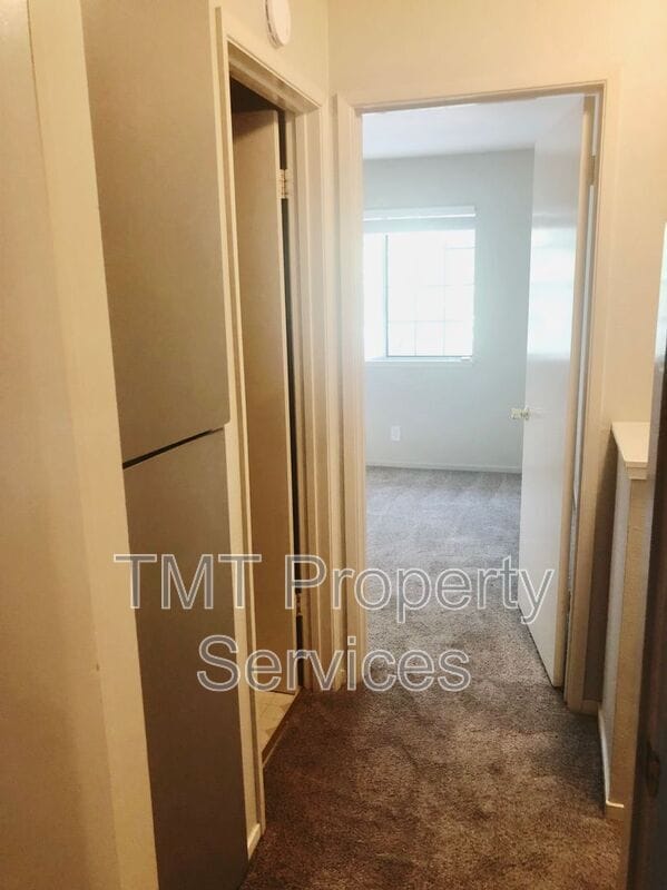 Building Photo - 169 Pierpoint Cir