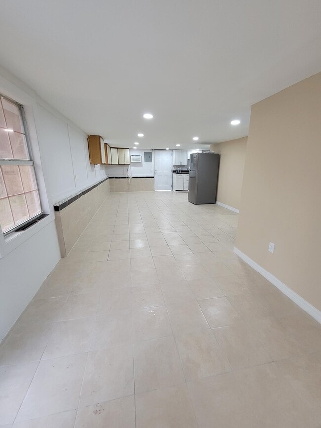 Building Photo - 5728 St Lucie Blvd
