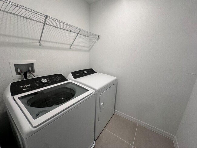 Building Photo - 4681 SUNNY CITRUS Ln