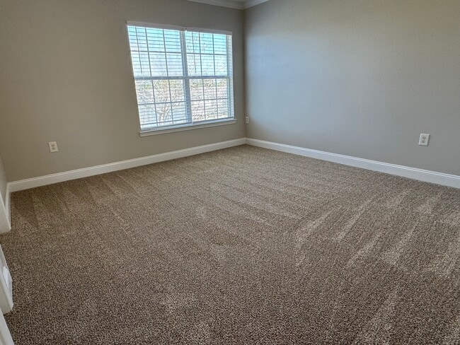 Primary Bedroom - 581 Wingspan Way