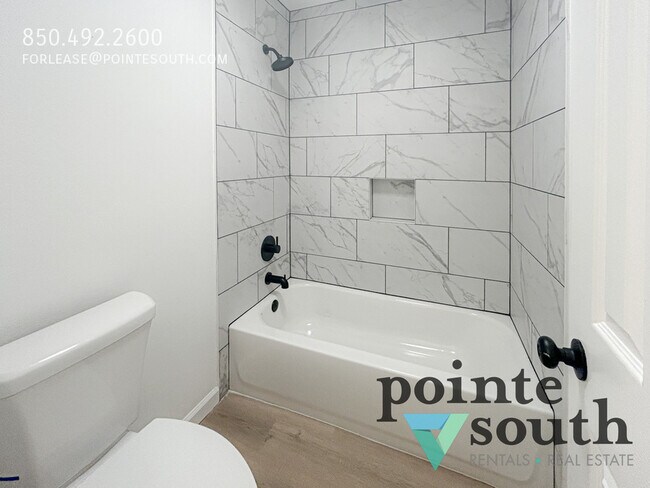 Building Photo - 10080 Bayhaven Dr-