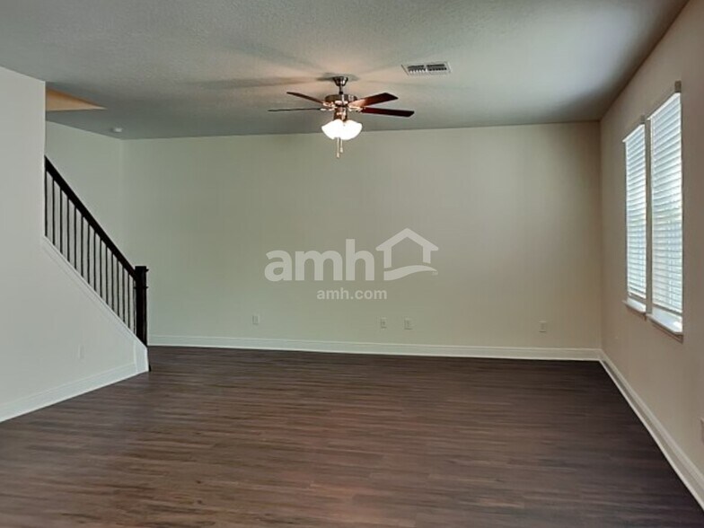 Building Photo - 2708 Ponds Trl