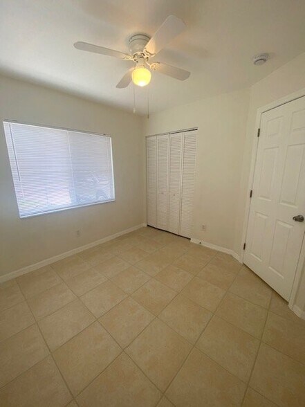 Building Photo - 1169 Lake McGregor Dr