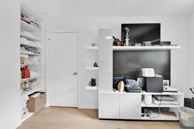 Building Photo - 1035 Boca Cove Ln