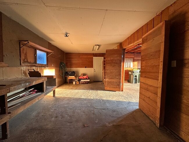 Building Photo - 1302 Clayton Marsh Dr