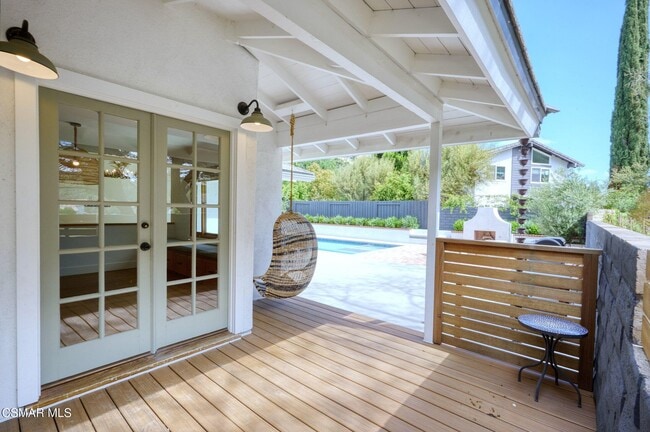 Building Photo - 1292 Brookview Ave