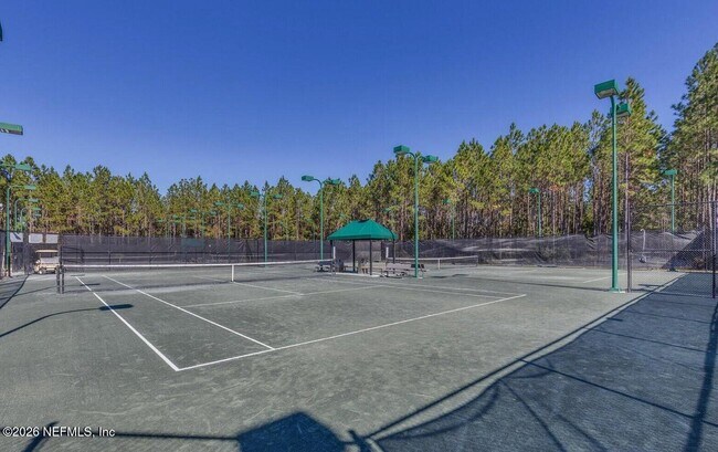 Building Photo - 424 Oak Pond Dr