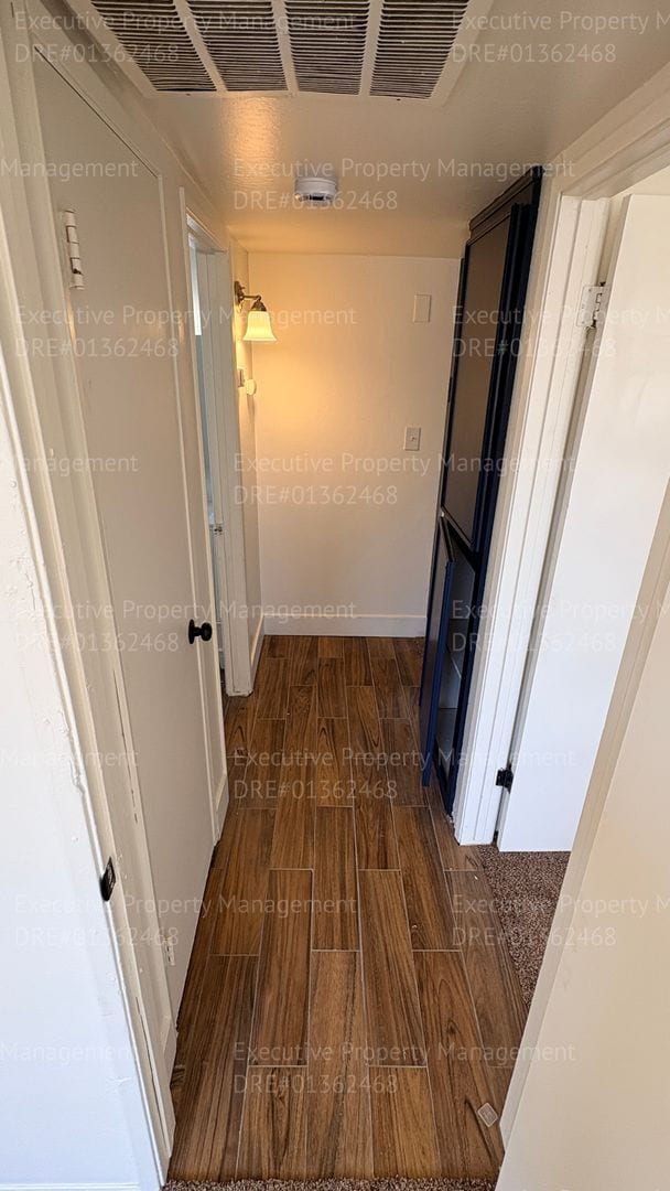 Building Photo - 925 8th St