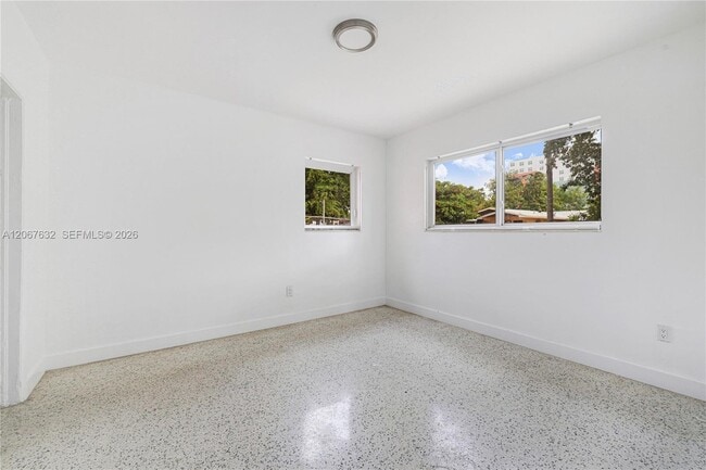 Building Photo - 1202 NW 34th St