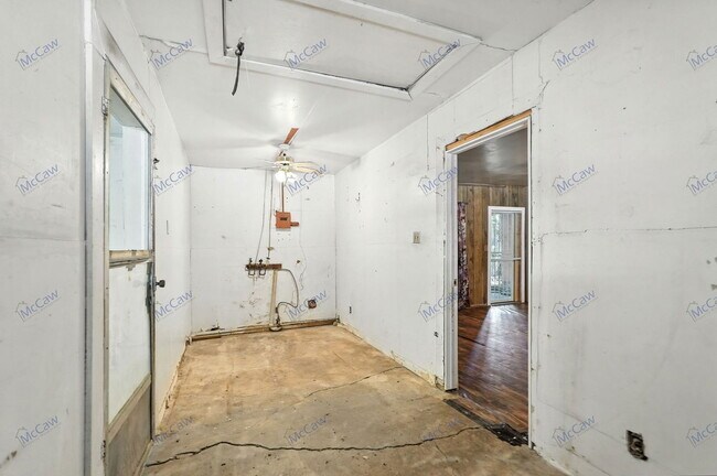 Building Photo - 10705 Coogan Dr