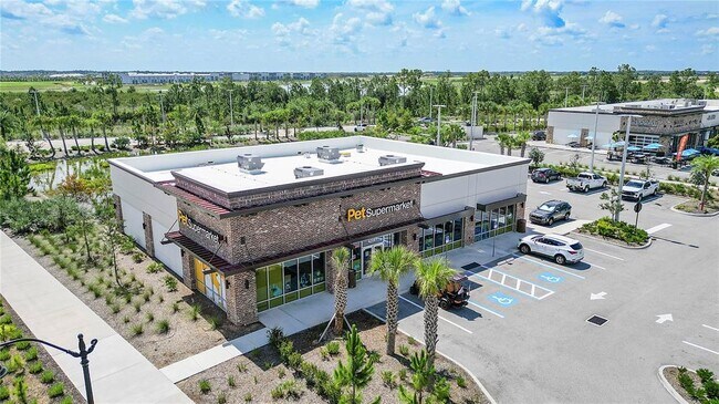 Building Photo - 16369 Palmetto St