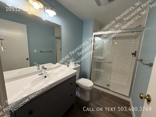 Building Photo - 10512 SE Rex St