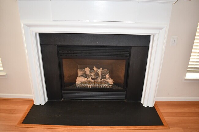 Building Photo - 2612 Stirrup Ridge Ln