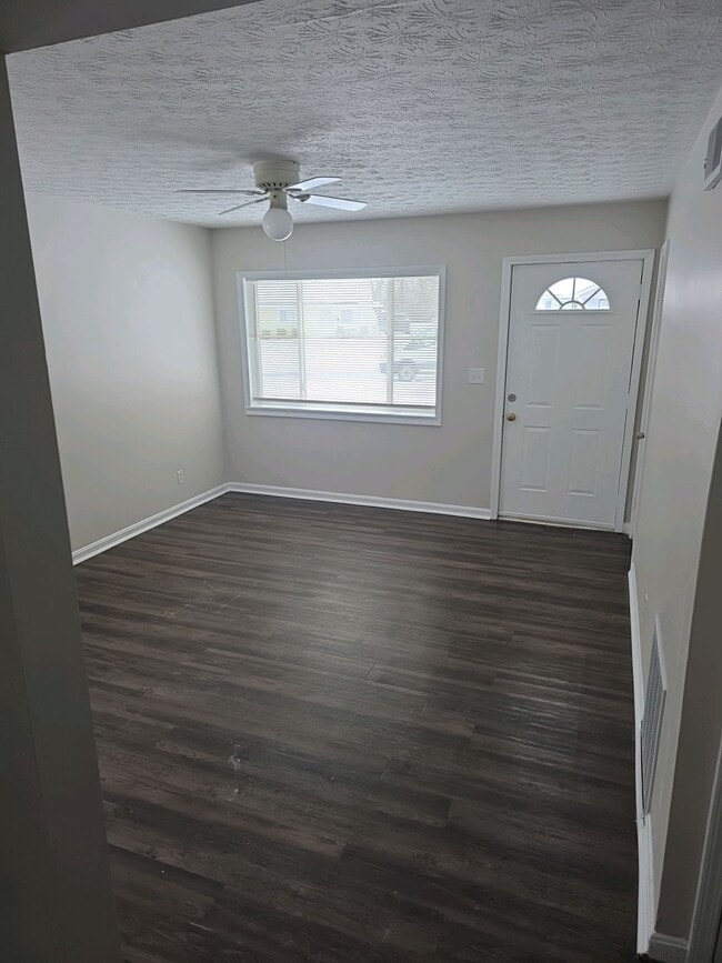 Building Photo - 4816 Andalusia Ln