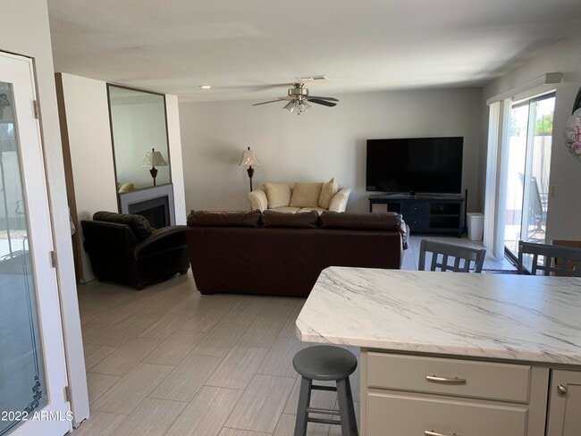 Building Photo - 1832 E Hermosa Dr