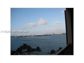 Building Photo - 540 Brickell Key Dr