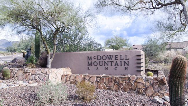 Building Photo - 3Bed/2Bath Home in North Scottsdale! $399 ...