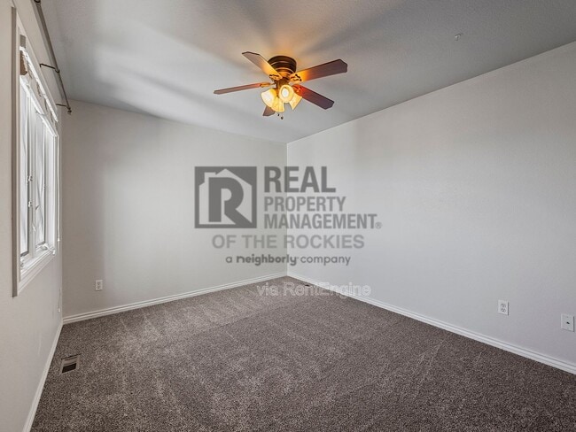 Building Photo - 1185 Trails End Ct