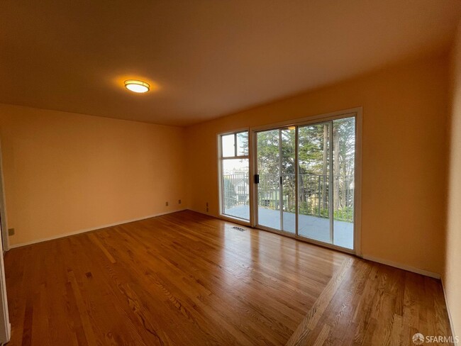 Building Photo - 7 Sheldon Terrace