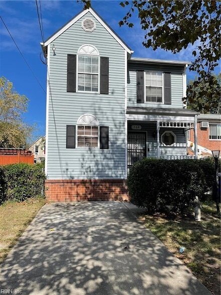 Building Photo - 764 B Ave