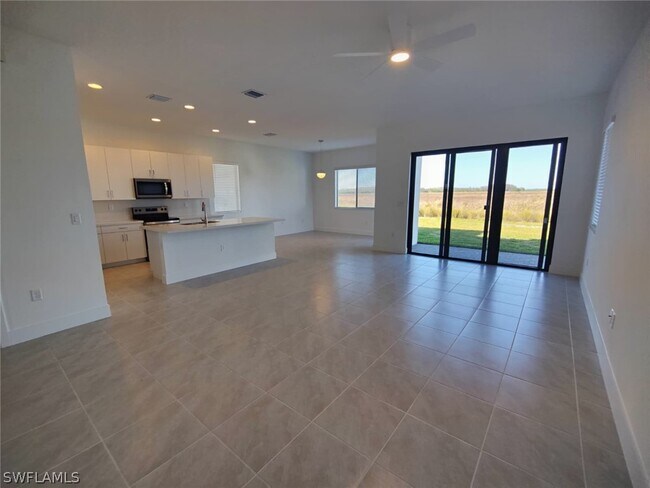 Building Photo - 5871 Cassidy Ln