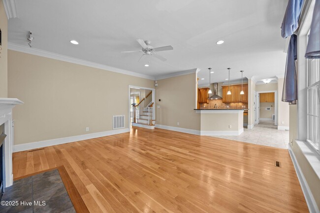 Building Photo - 109 Dunlin Ct